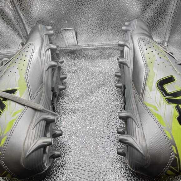 Under Armour UA Ripshot Mid MC Soccer Lacrosse Cleats New Box 264191-103 Size 9 - Picture 2 of 9